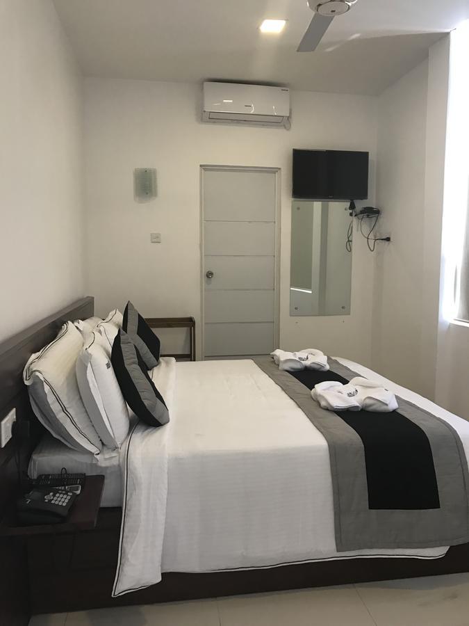 Impala City Hotel And Hostel Kandy 50 Экстерьер фото