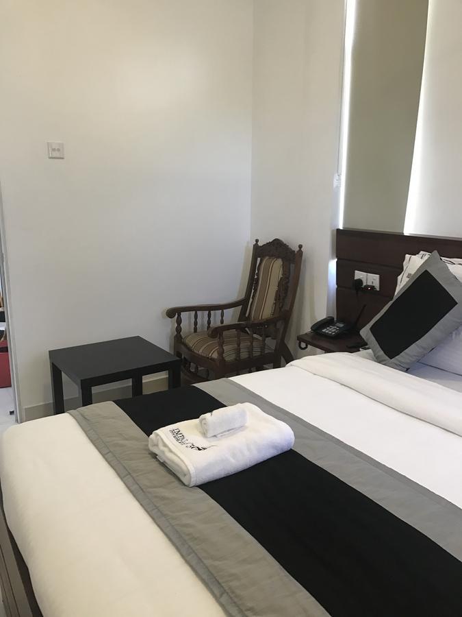 Impala City Hotel And Hostel Kandy 50 Экстерьер фото