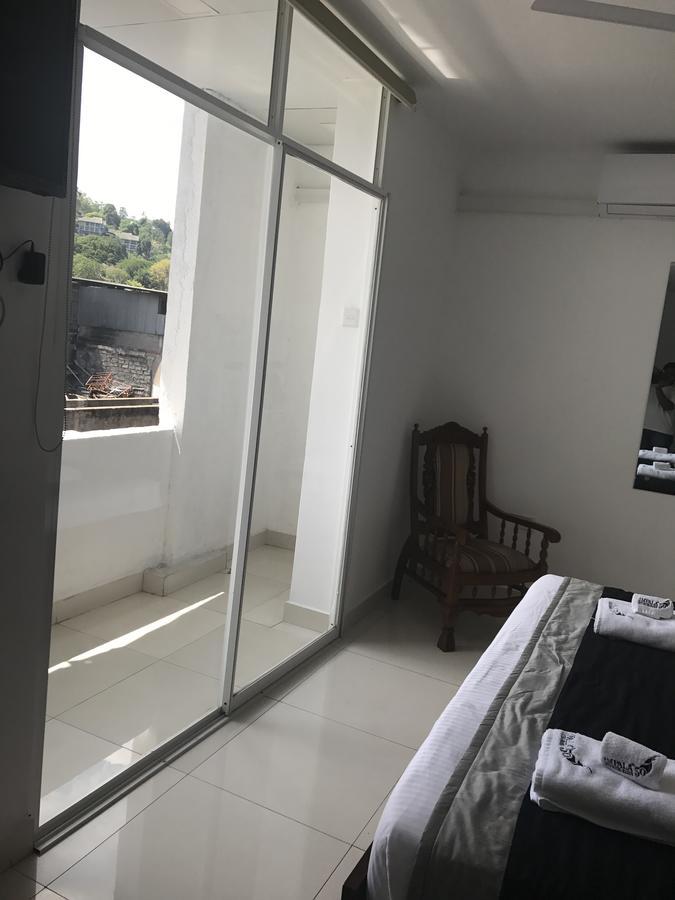 Impala City Hotel And Hostel Kandy 50 Экстерьер фото