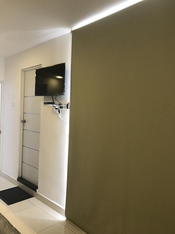 Impala City Hotel And Hostel Kandy 50 Экстерьер фото